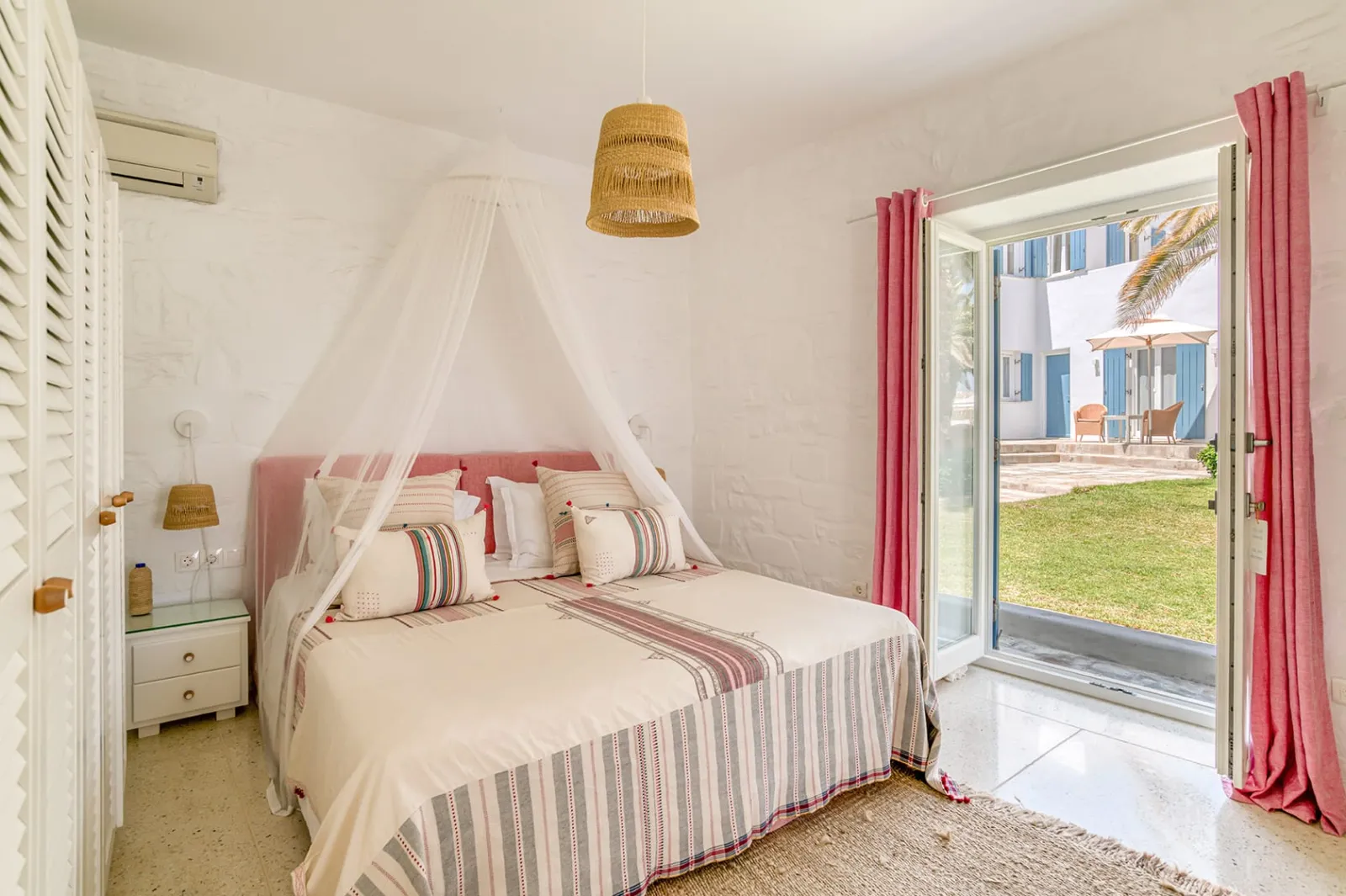 Villa Bellonia, Nausa, Grčka — Naxos
