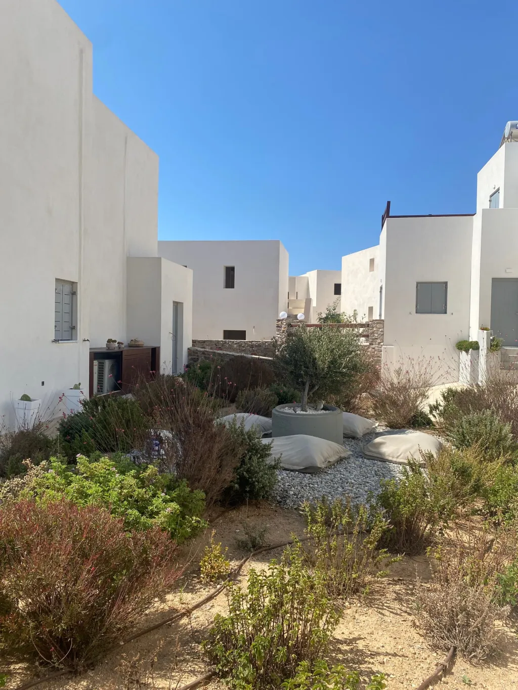 Poema Antiparos, Grčka — fotografija 22