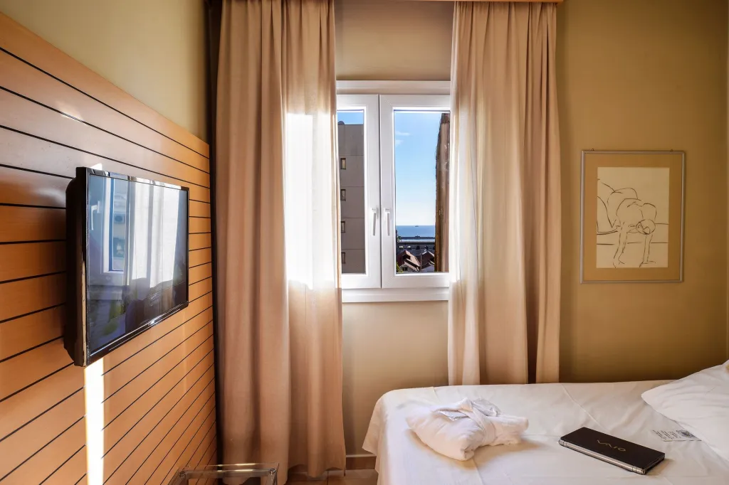 Astoria Hotel Thessaloniki, Grčka — fotografija 14