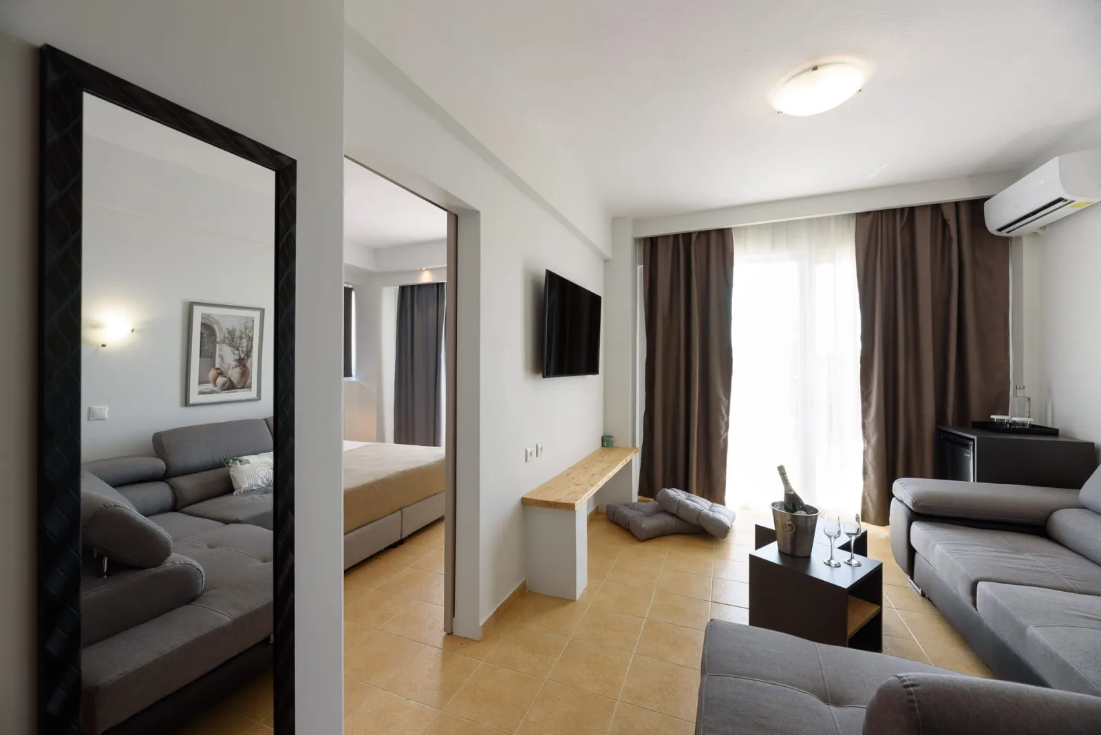 City Gate Airport Hotel Thessaloniki, Termi (Thermi), Grčka — FAMILY CONNECTING SUITE