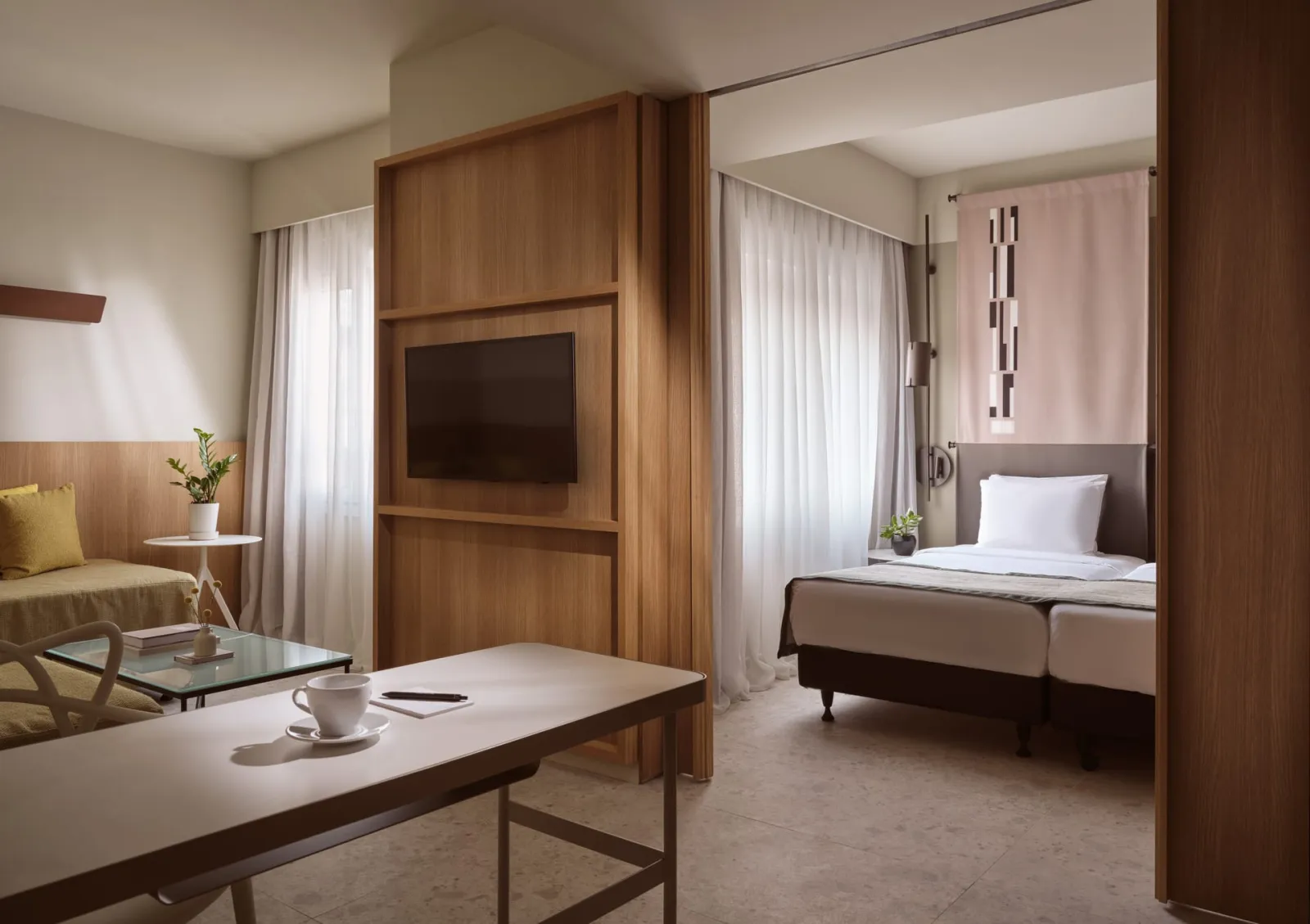 City Hotel Thessaloniki, Grčka — Junior Suite Inner View