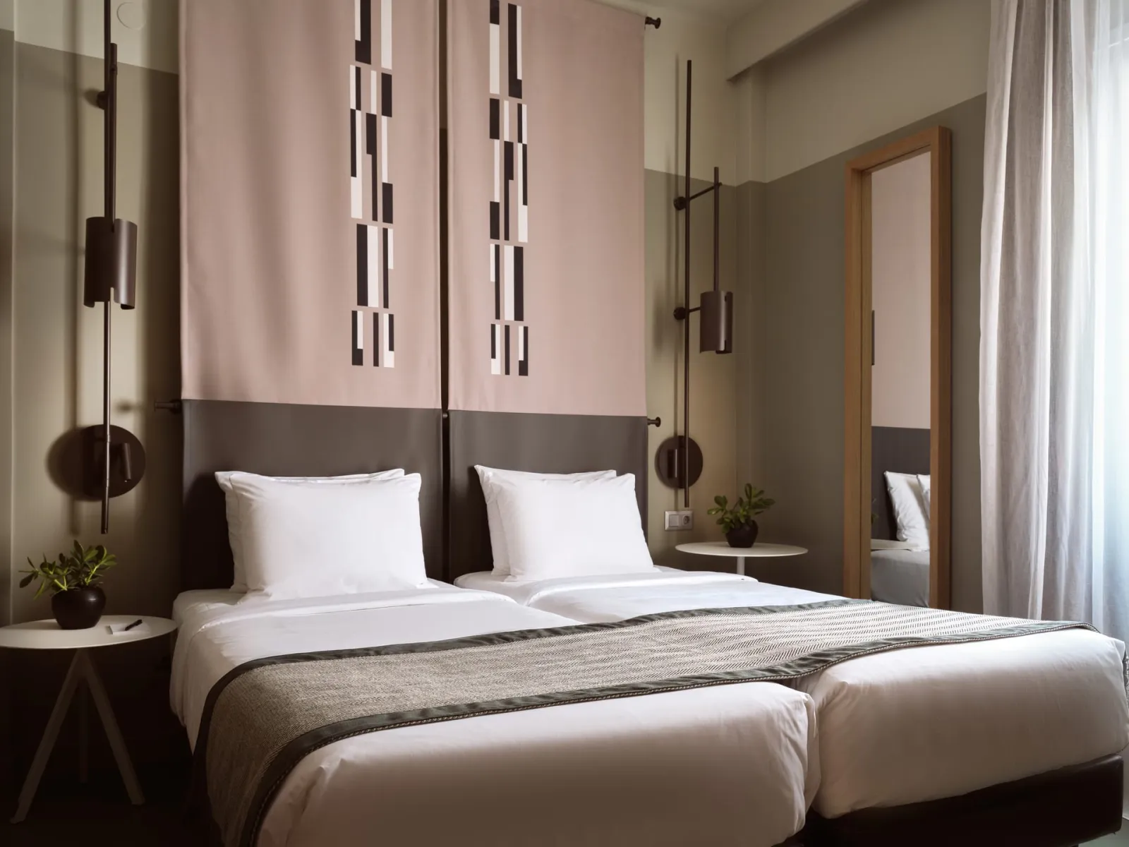 City Hotel Thessaloniki, Grčka — Standard Room Inner View