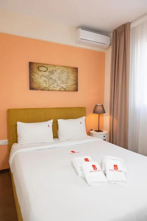 City Plaza Apartments & Rooms Thessaloniki, Grčka — Cozy Room