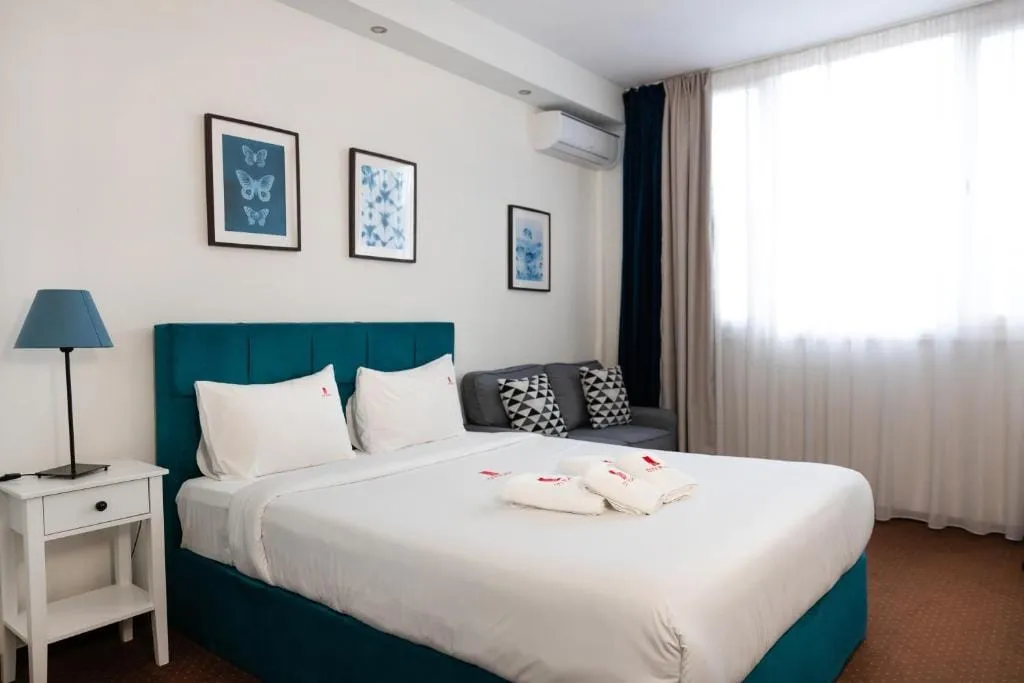 City Plaza Apartments & Rooms Thessaloniki, Grčka — Deluxe Room