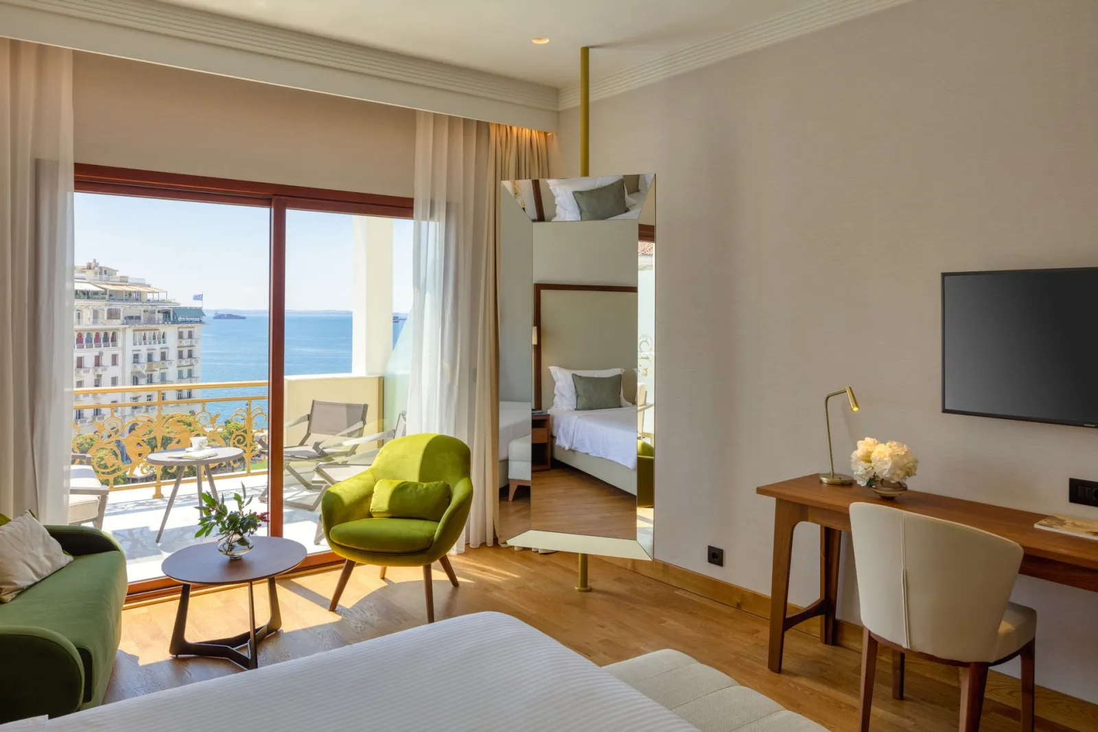 Electra Palace Thessaloniki, Solun, Grčka — Executive Sea View Triple Room