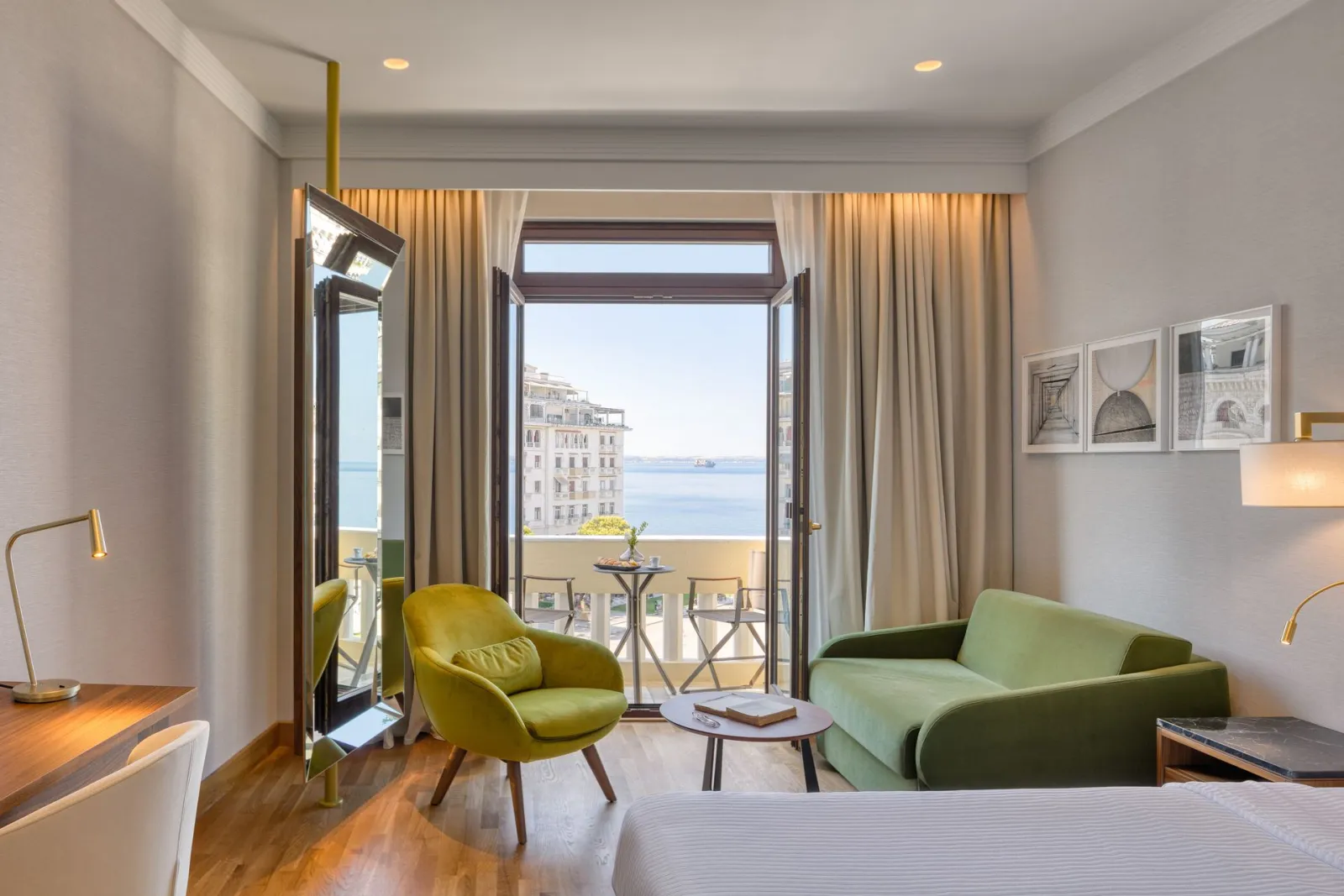 Electra Palace Thessaloniki, Solun, Grčka — Premium Sea View Triple Room