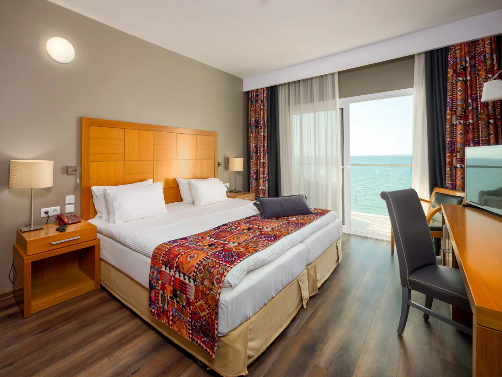 Golden Star City Resort, Perea, Grčka — NEREID room COCO-MAT with front sea view