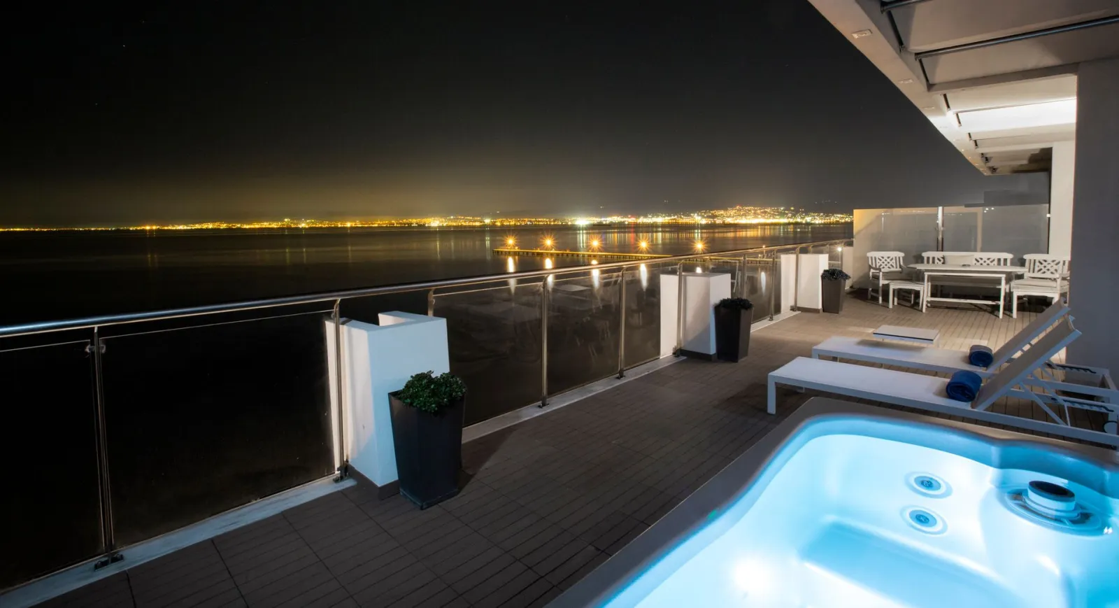 Golden Star City Resort, Perea, Grčka — SEAGULL suite COCO-MAT with panoramic sea view