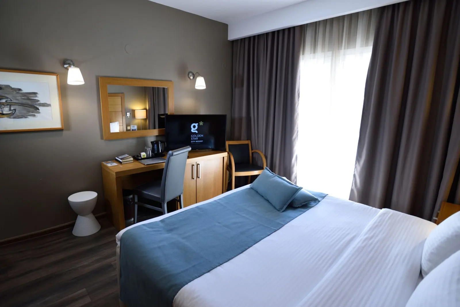 Golden Star City Resort, Perea, Grčka — STANDARD room COCO-MAT with back view