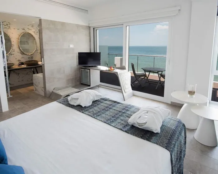 Golden Star City Resort, Perea, Grčka — Suite Aeolus /DBL Suite Panoramic Sea View