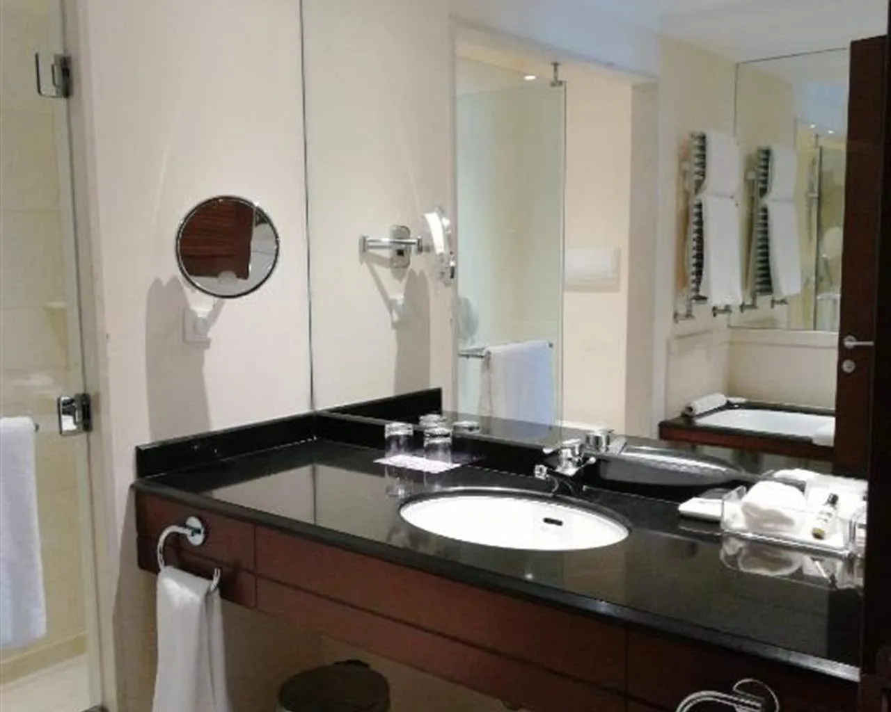 Hyatt Regency Thessaloniki, Termi – Solun, Grčka — Double Room King /Twin Garden View