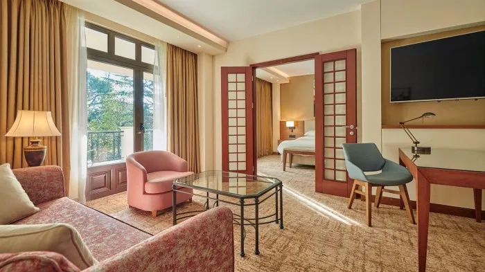 Hyatt Regency Thessaloniki, Termi – Solun, Grčka — Suite Regency Garden View