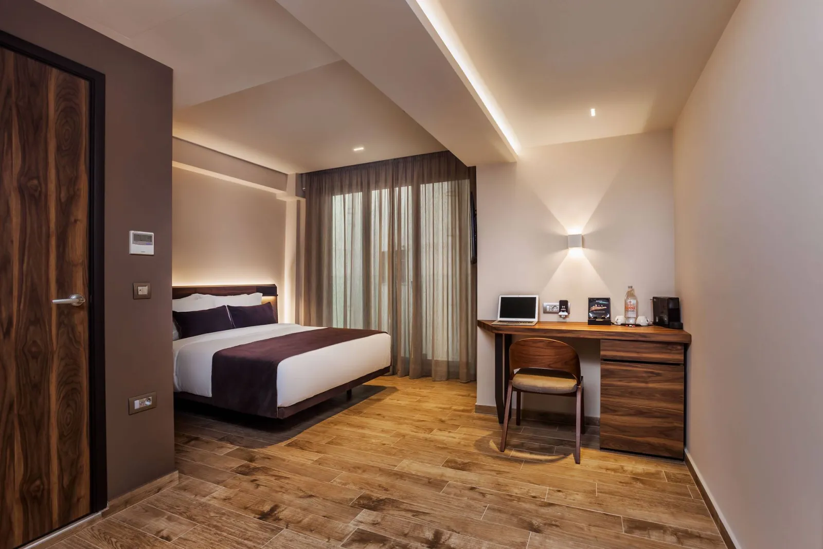 Imperial Plus | Urban Smart Hotel, Grčka — Deluxe (King Bed) Backyard View