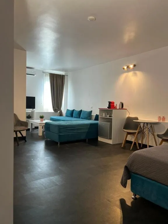 Luxor Suites Venizelou, Grčka — Family Room