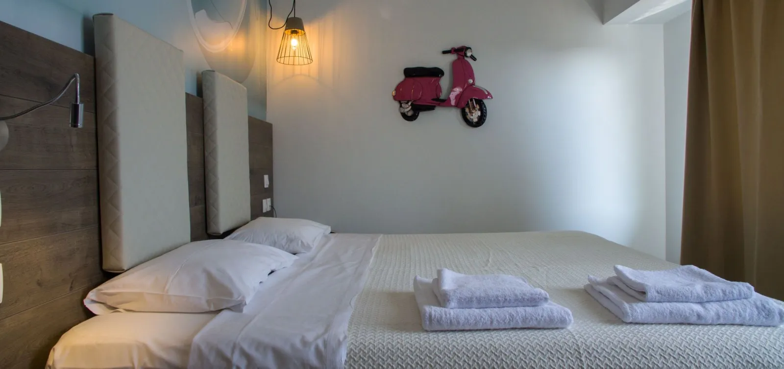 Metropolitan Hotel, Grčka — Junior Suite