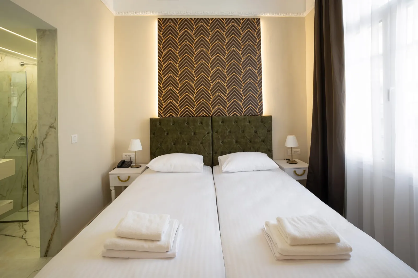 Modern Revival Luxury Hotel, Solun, Grčka — Double Room