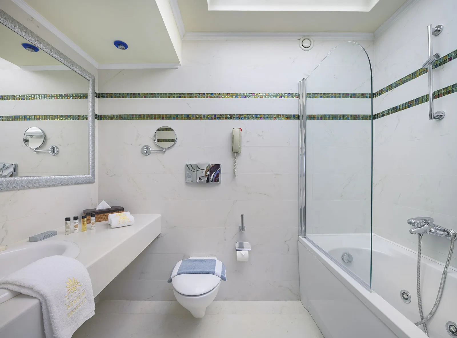 Atrium Palace Thalasso Spa Resort & Villas, Rodos, Grčka — Junior Suite with Sea View