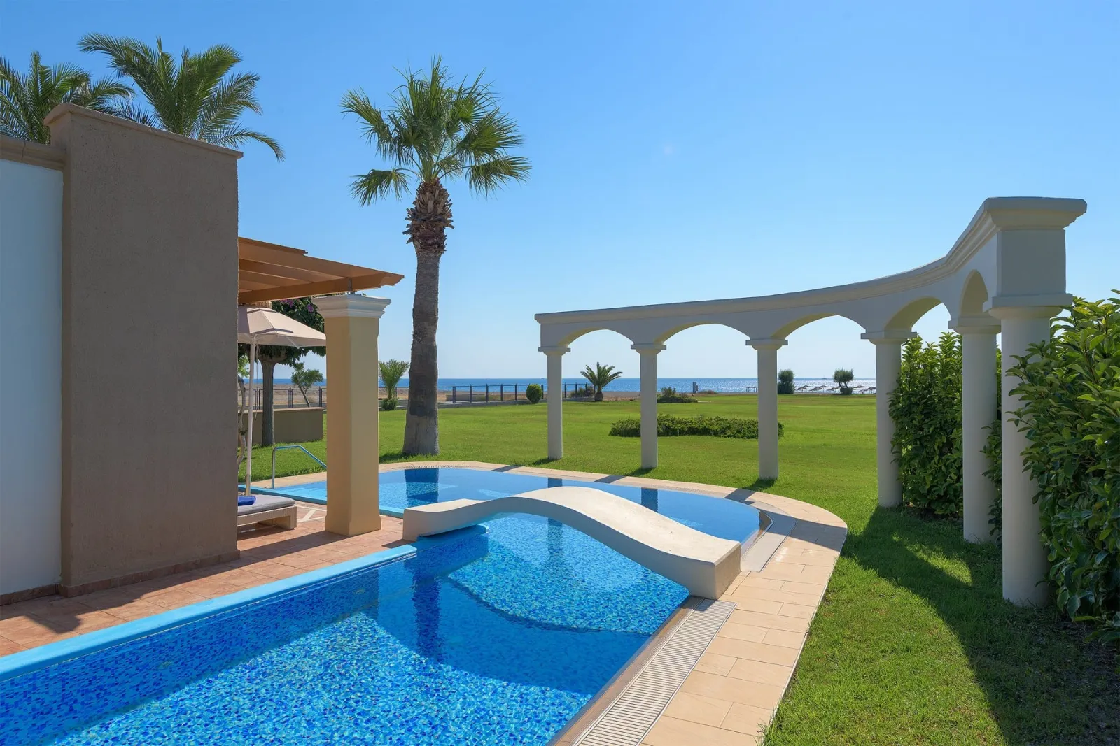 Atrium Palace Thalasso Spa Resort & Villas, Rodos, Grčka — Presidential Villa with Personal Pool Signature Collection