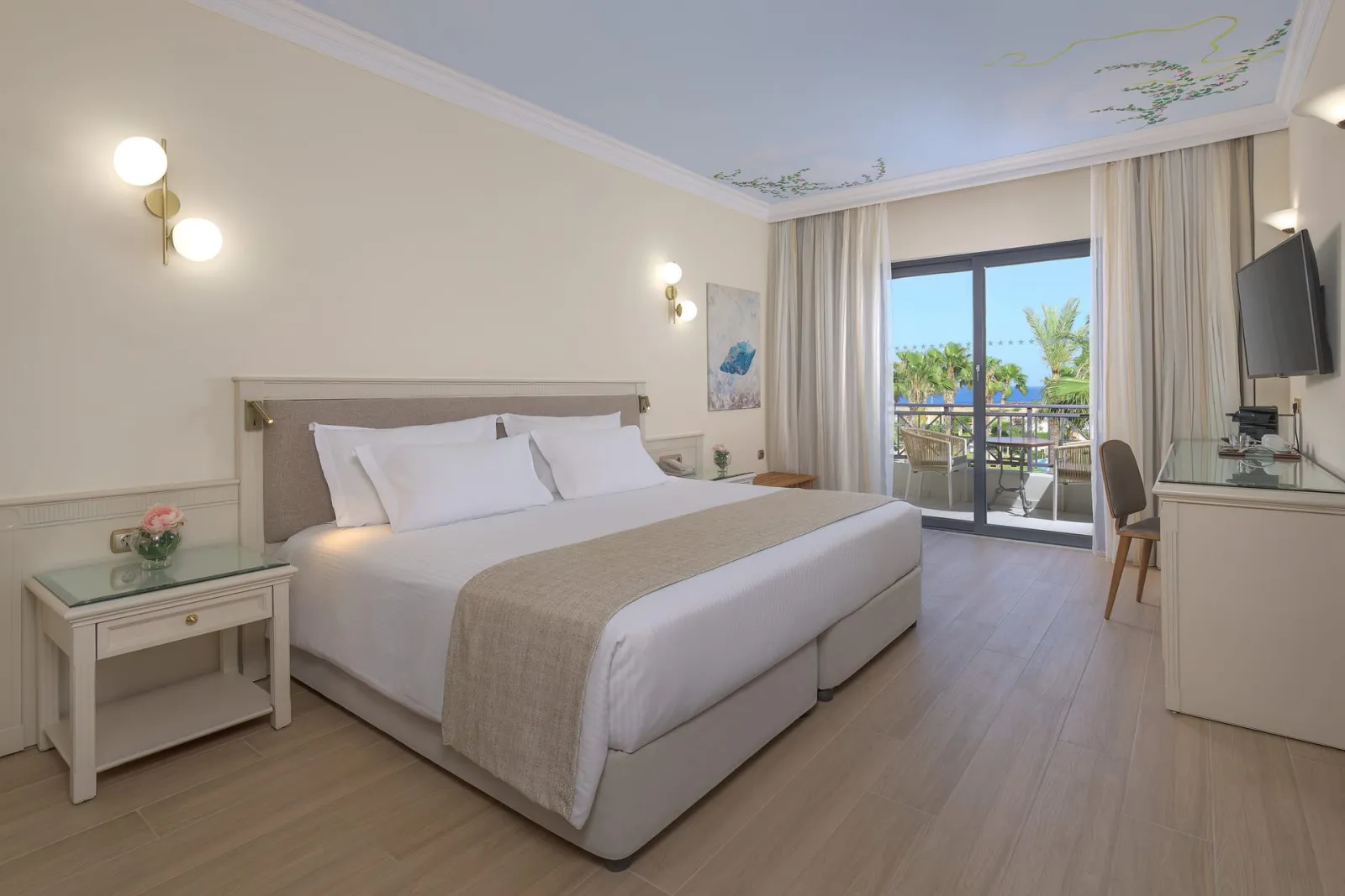 Atrium Palace Thalasso Spa Resort & Villas, Rodos, Grčka — Superior Family Suite with Sea View Signature Collection
