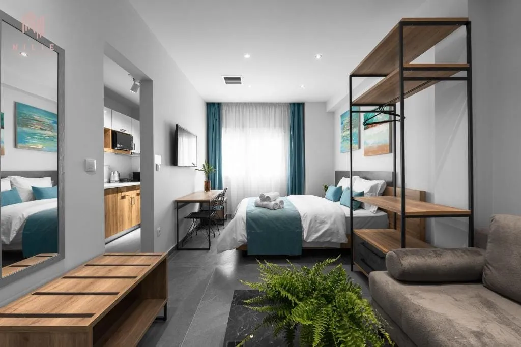 NILIE PREMIUM HOSPITALITY MGMT, Solun – više lokacija, Grčka — Factory 4 | Ernestou Emprar 13