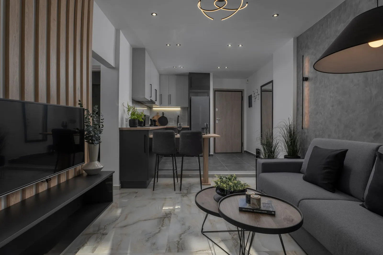 Nomades Suites, Solun