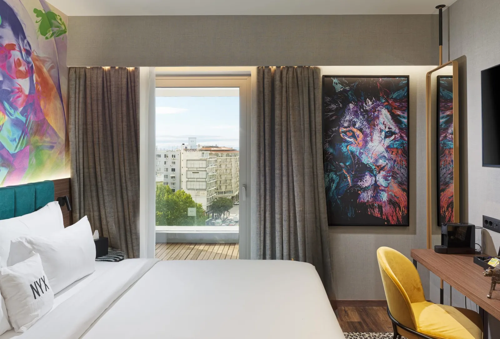NYX Hotel Thessaloniki, Grčka — Deluxe Room with Business Lounge Access