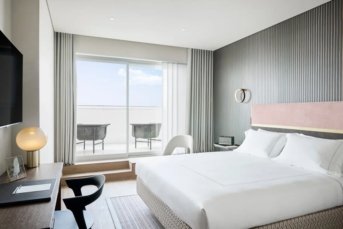 ON Residence, Solun – centar, Grčka — Deluxe Seafront Room with Balcony