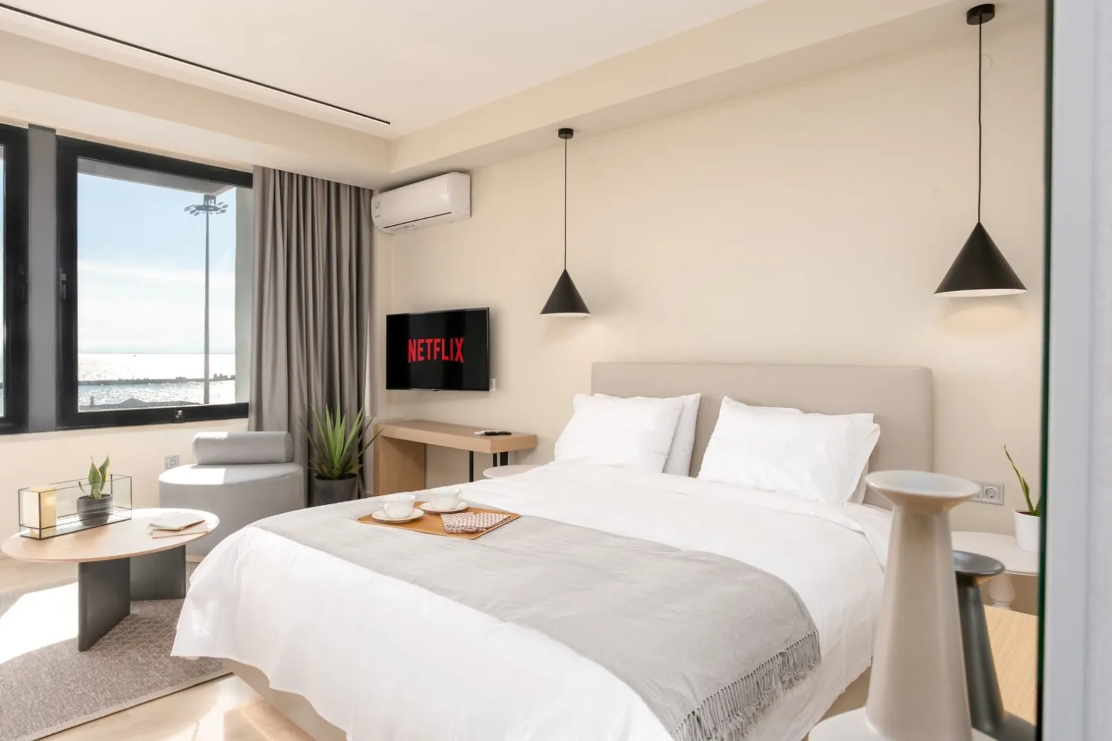 Sea & the City, Grčka — Akti Sea View Suite 5