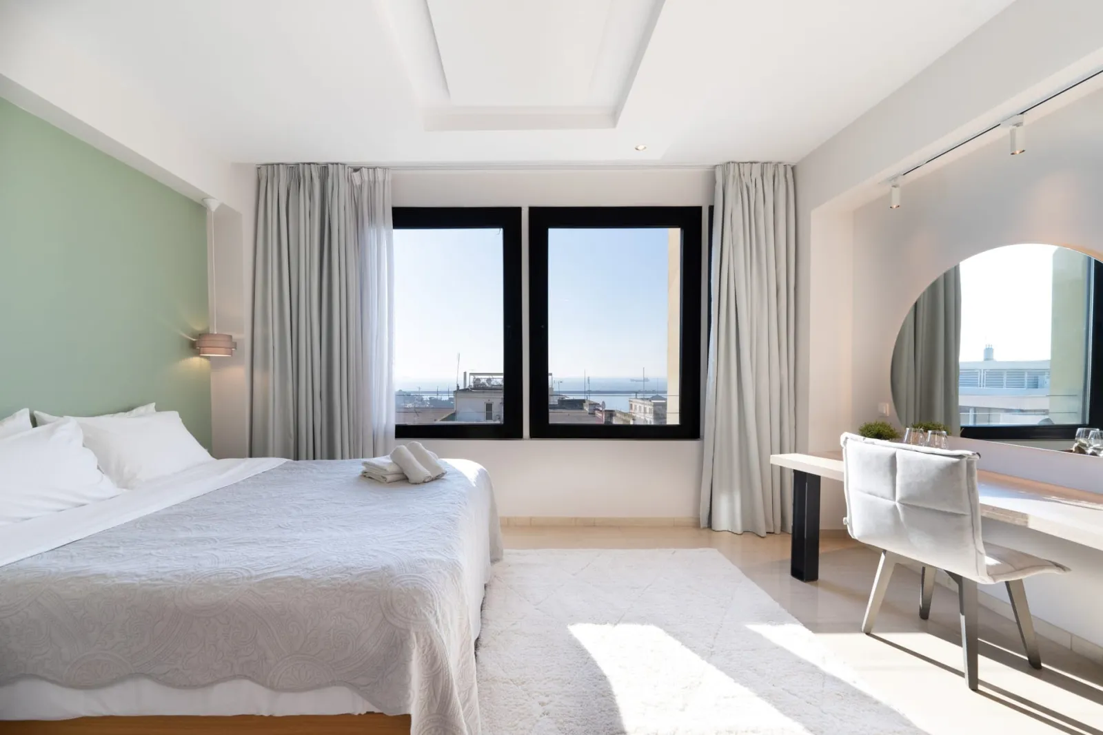 Sea & the City, Grčka — Aurora Sea view Suite 11