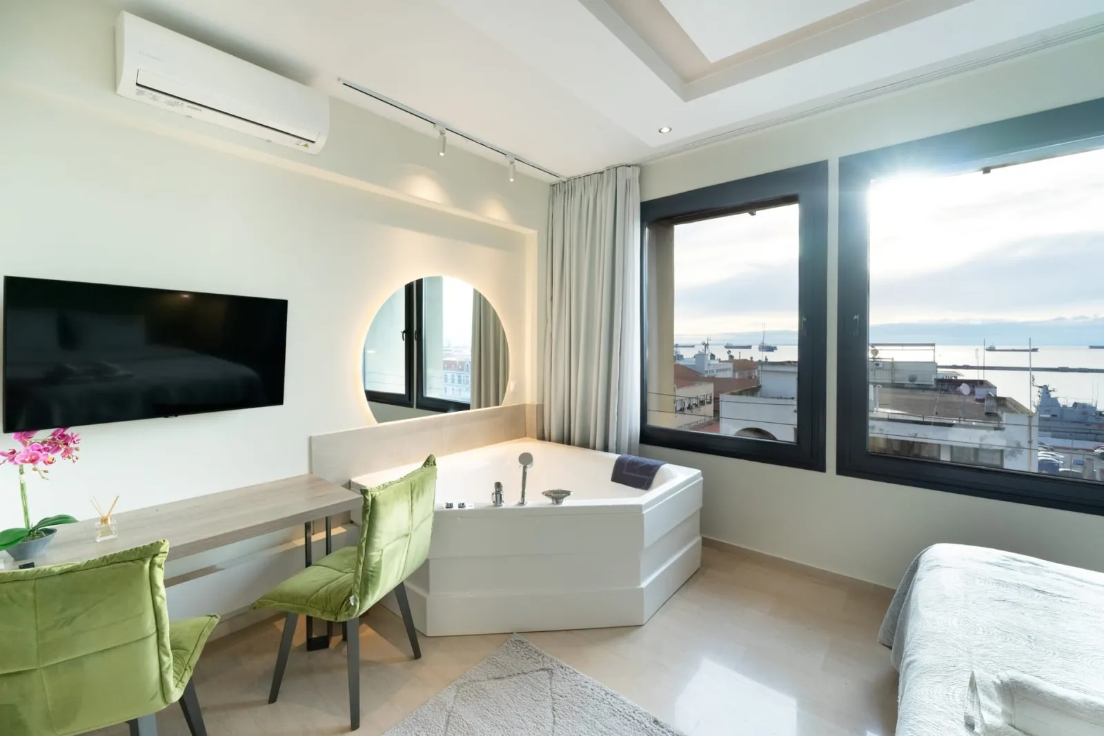Sea & the City, Grčka — Noelia Sea View Suite 10