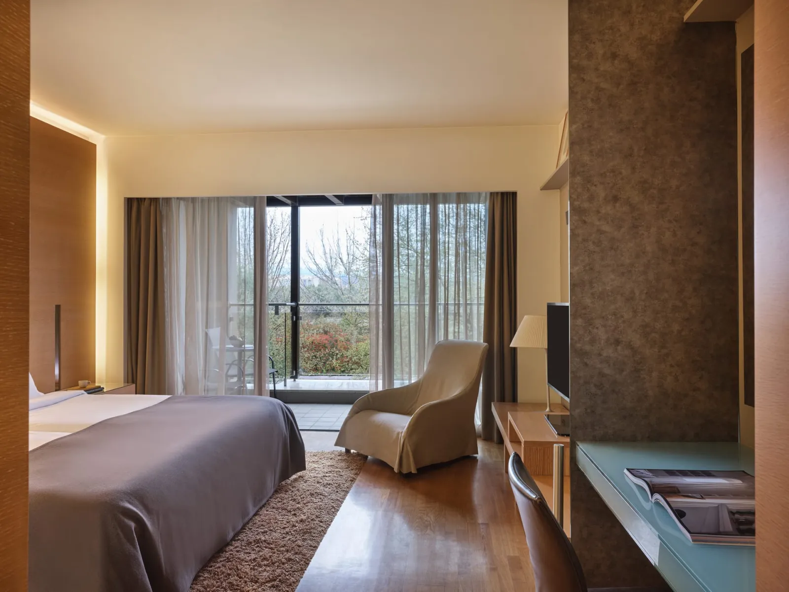 September Thessaloniki City Resort Spa & Conference, Grčka — Superior Room Garden View