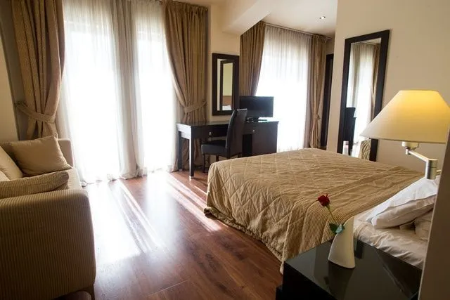 The Tobacco Hotel Thessaloniki Davitel, Grčka — Junior Suite