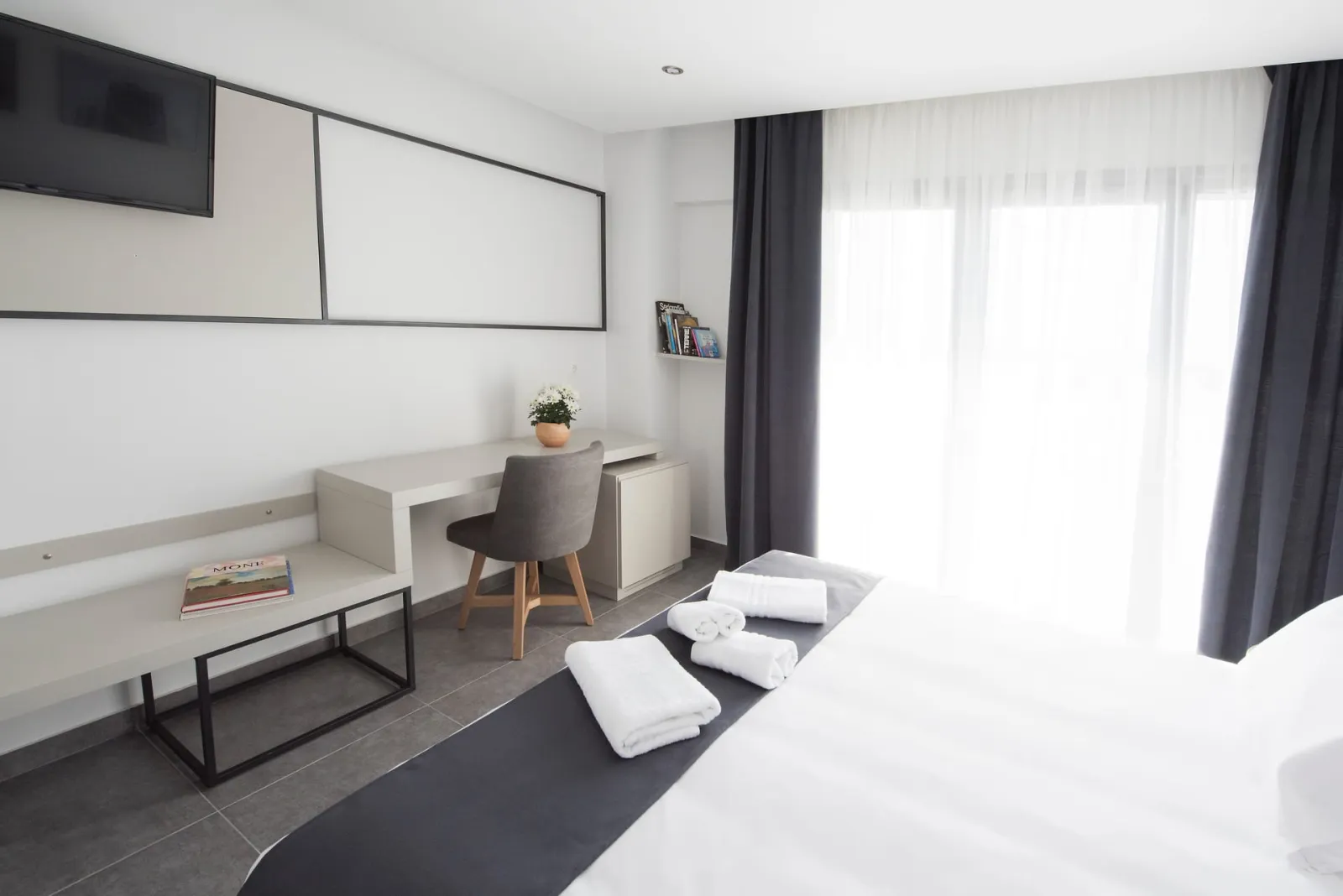 White Luxury Rooms, Grčka — Deluxe Double Room Sea View