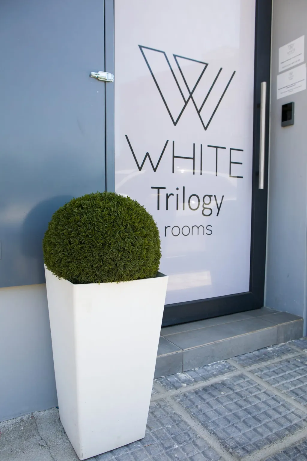 White Trilogy Rooms, Grčka — fotografija 1