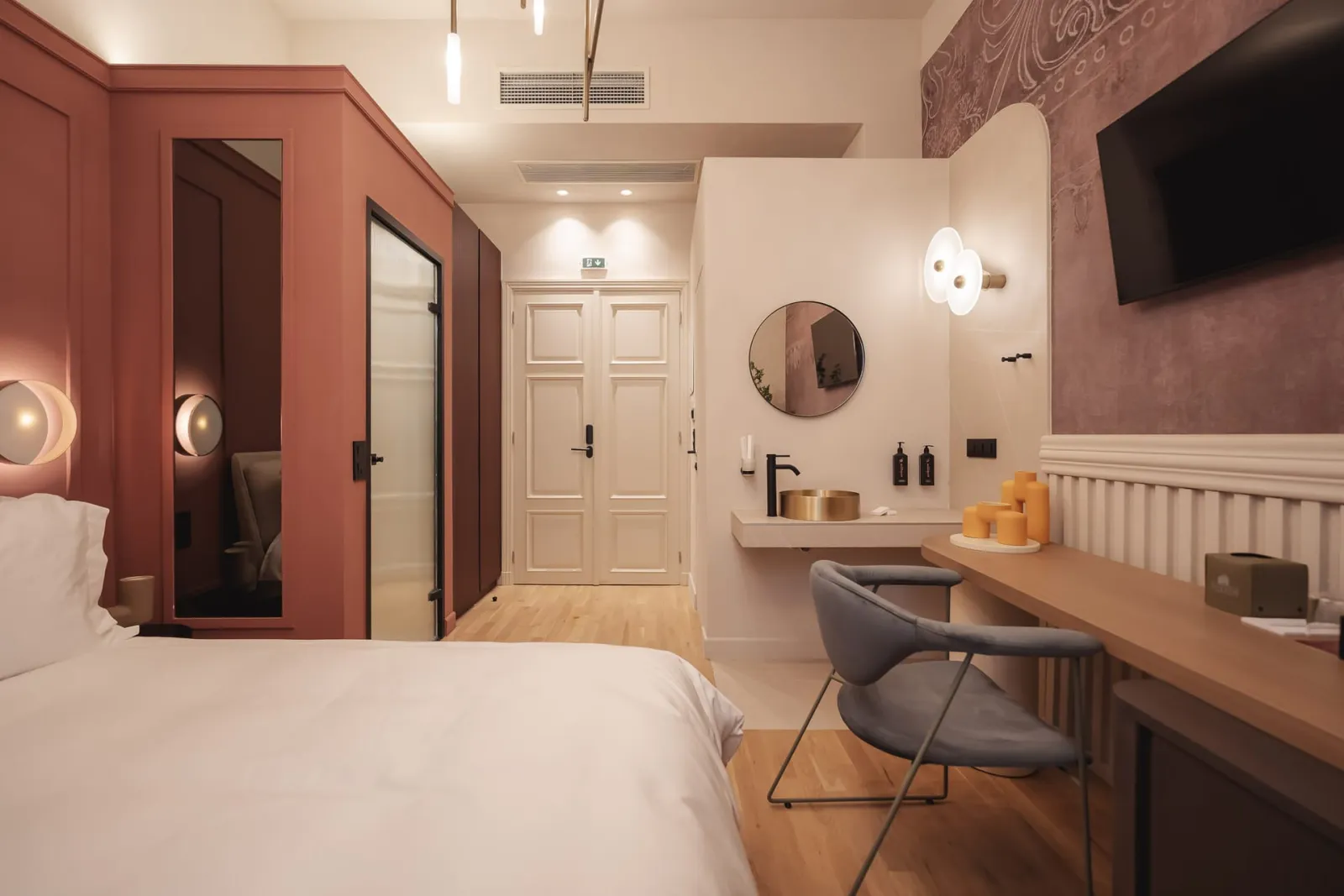 Zenith Premium Suites, Grčka — Beyond Room