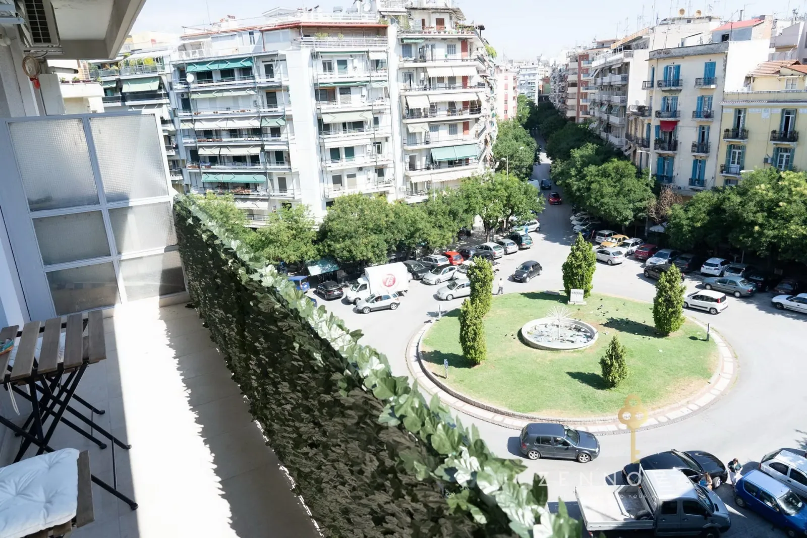 Zennova Thessaloniki, Panorama, Grčka — Zennova #5 Antigonidon Sq