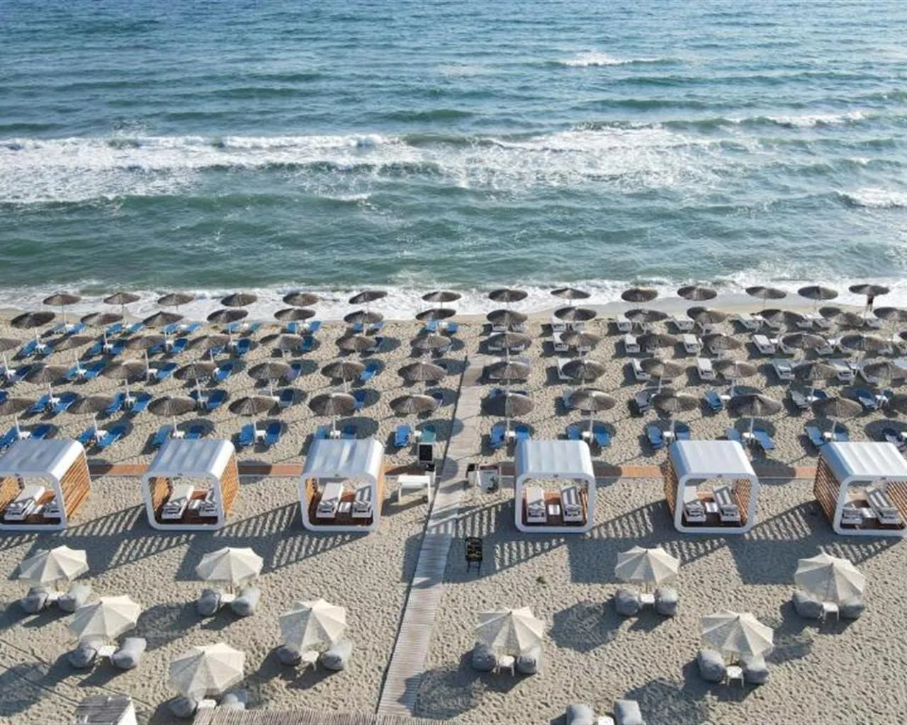 Evilion-Stilvi Sea & Sun Hotels, Nei Pori