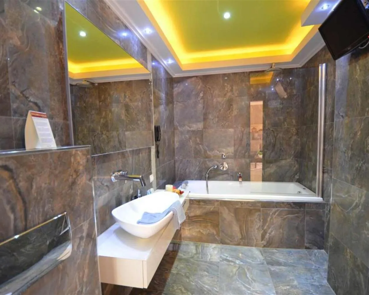 Evilion-Stilvi Sea & Sun Hotels, Nei Pori, Grčka — Family Room