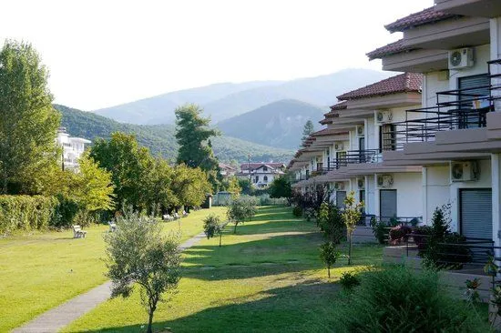 Olympion Melathron Resort, Platamon, Grčka — Bungalow