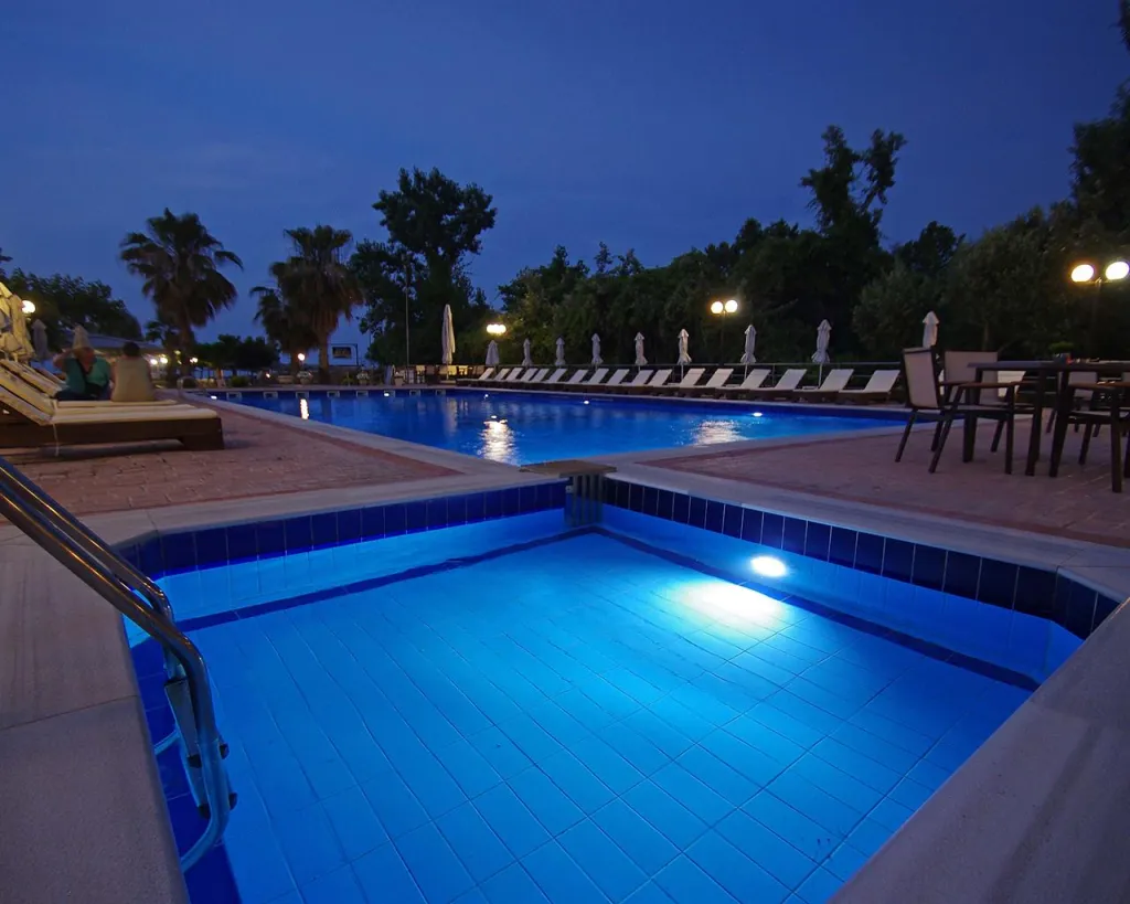Sun Beach Platamon Resort, Platamon, Grčka — plaža