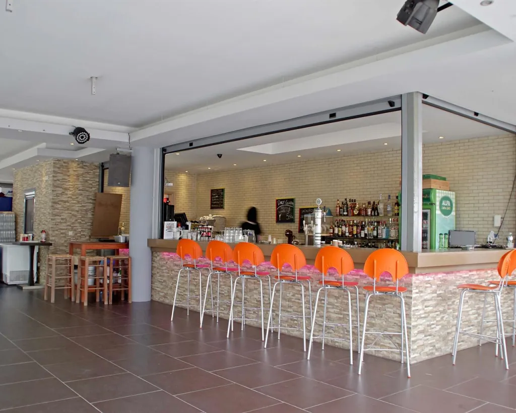 Sun Beach Platamon Resort, Platamon, Grčka — plaža