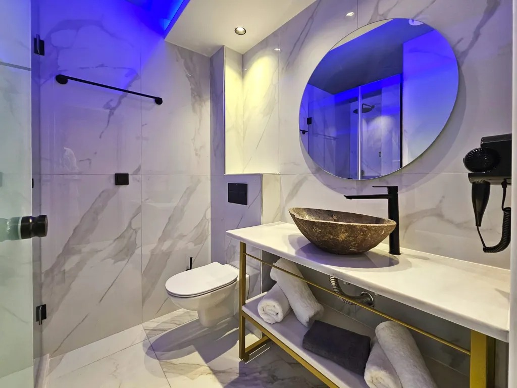 Akteon Girni Hotel, Paralija, Grčka — Deluxe Family Studio