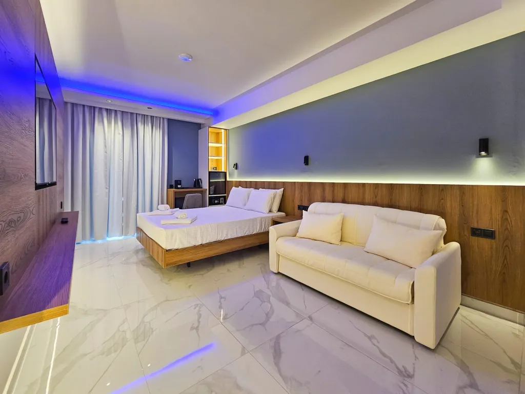 Akteon Girni Hotel, Paralija, Grčka — Deluxe Family Studio