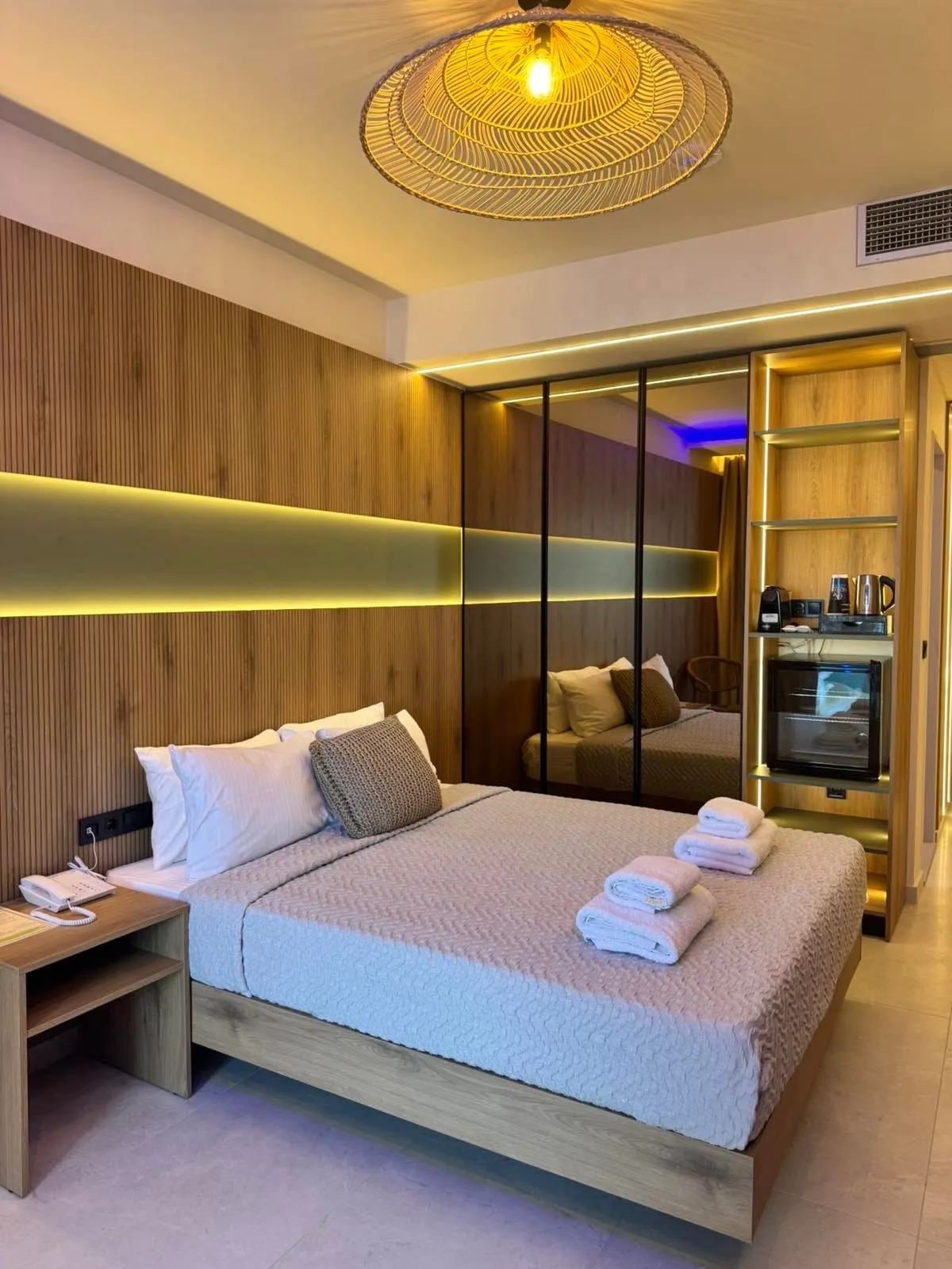 Akteon Girni Hotel, Paralija, Grčka — Superior Sea View Suite with Sofa Bed