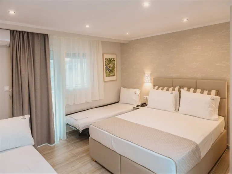Ammos Beach Seaside Luxury Suites, Olimpik Bič, Grčka — Family Deluxe Room