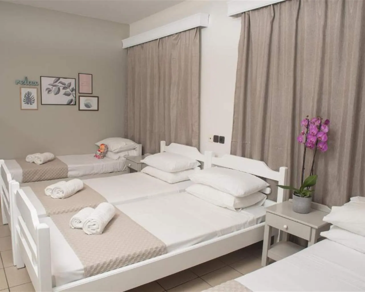 Aqua Beachfront Hotel, Olimpik Bič, Grčka — Family Room Superior