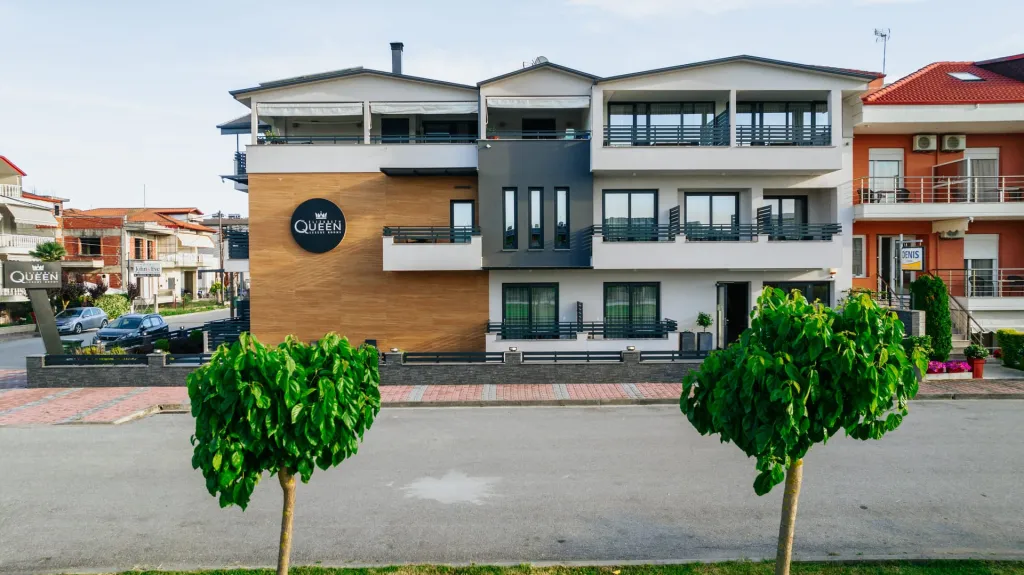 Elizabeth Queen Luxury Rooms, Paralija, Grčka