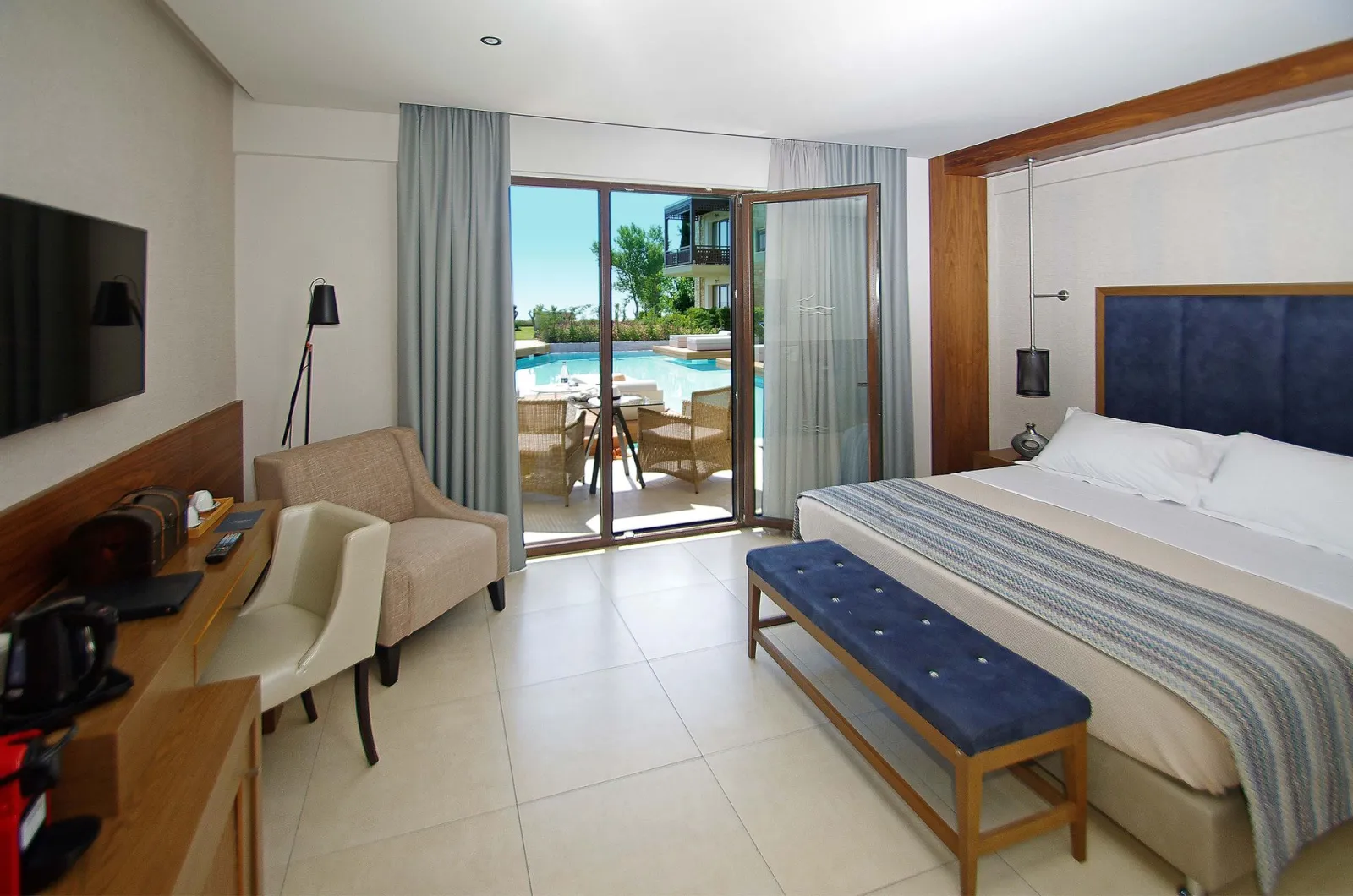 Mediterranean Village Hotel & Spa, Paralija, Grčka — Executive Double Room - Swim Up