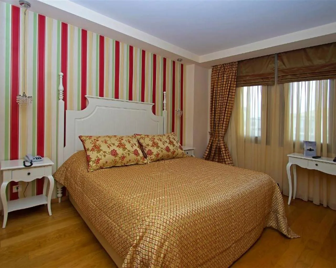 Mediterranean Village Hotel & Spa, Paralija, Grčka — Suite