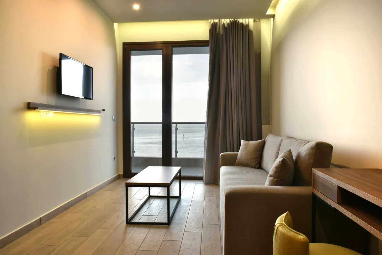 Mistral Seaside Hotel, Paralija, Grčka — Family Suite Sea View